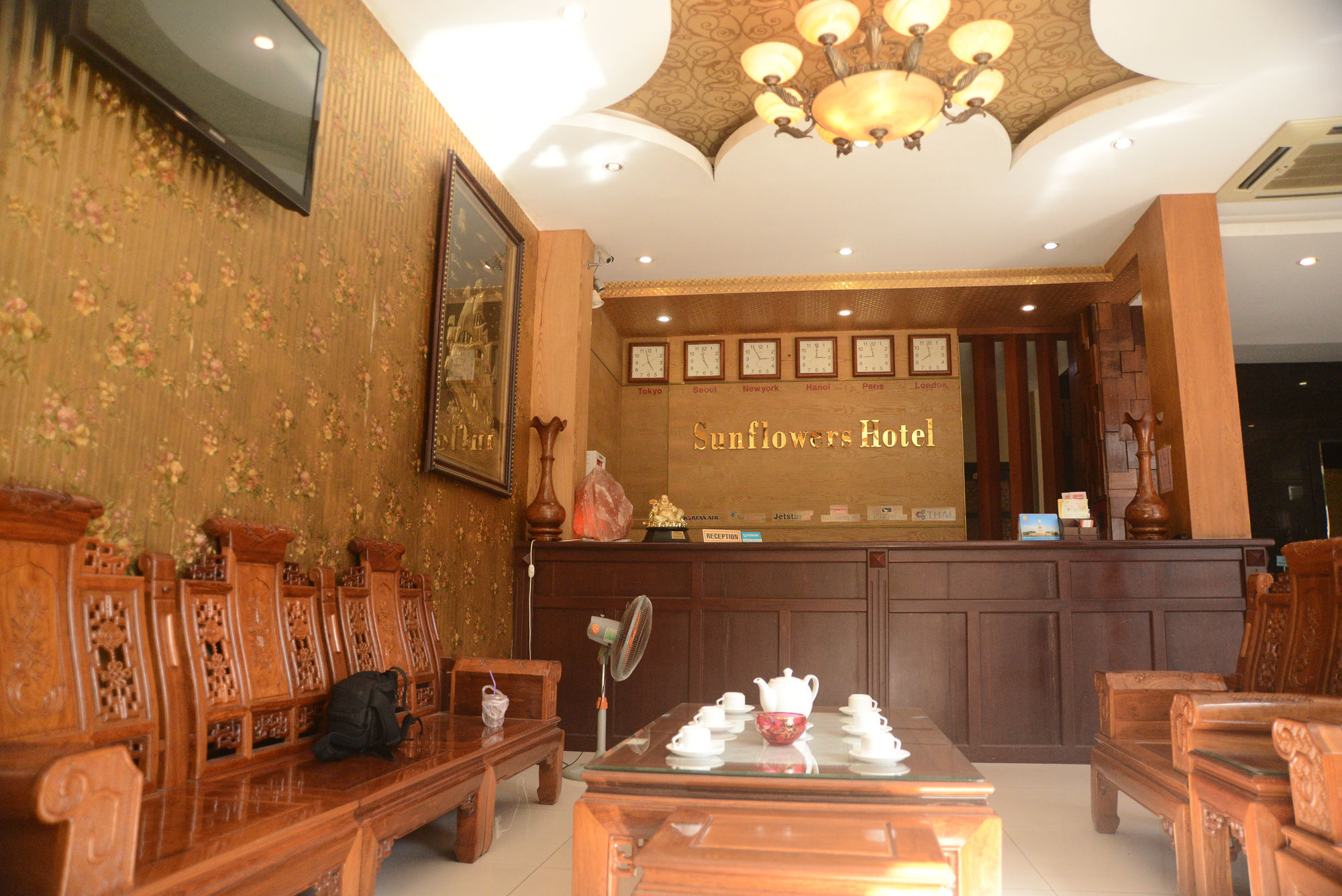 Sunflowers Hotel Airport Ho Chi Minh City Exterior photo